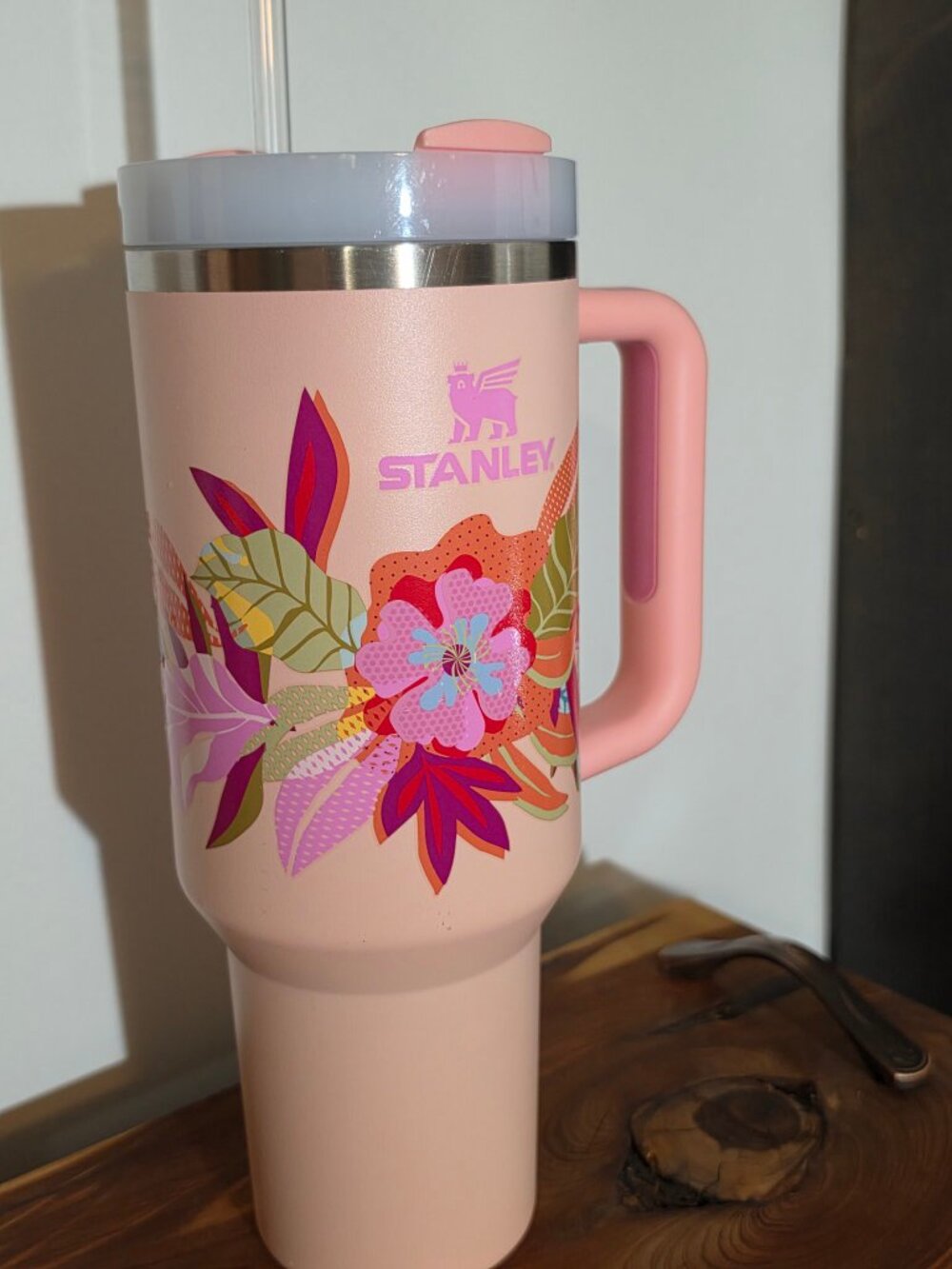 Stanley Mother's Day Quencher H2.0 40oz Tumbler - Sorbet Tropic Pink Floral - Picture 2 of 16